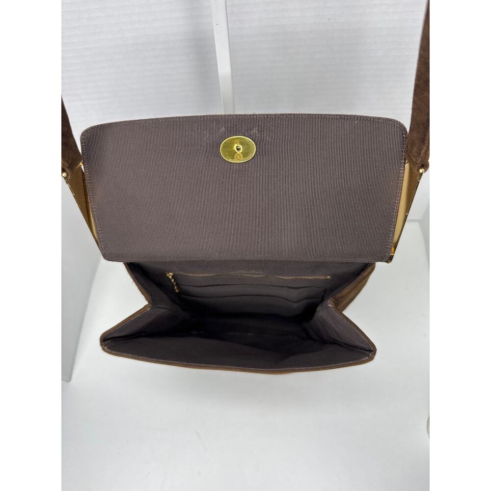 Prestige Vintage suede brown bag with gold hardware & flap closure - Picture 6 of 13